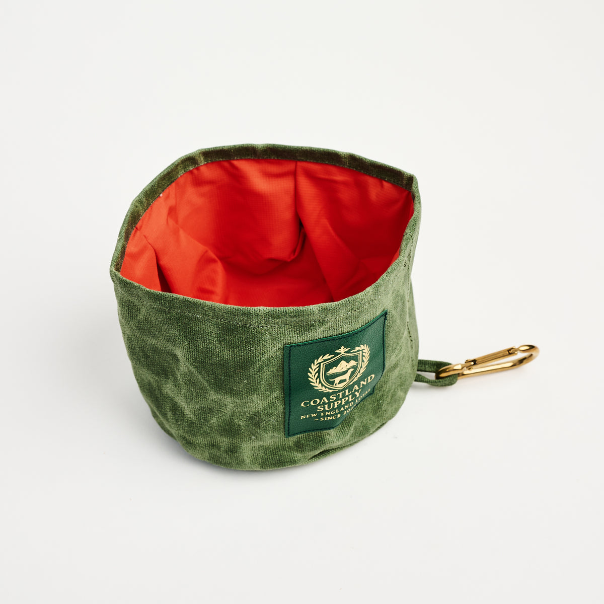Field Dog Bowl on a white background at Addison West