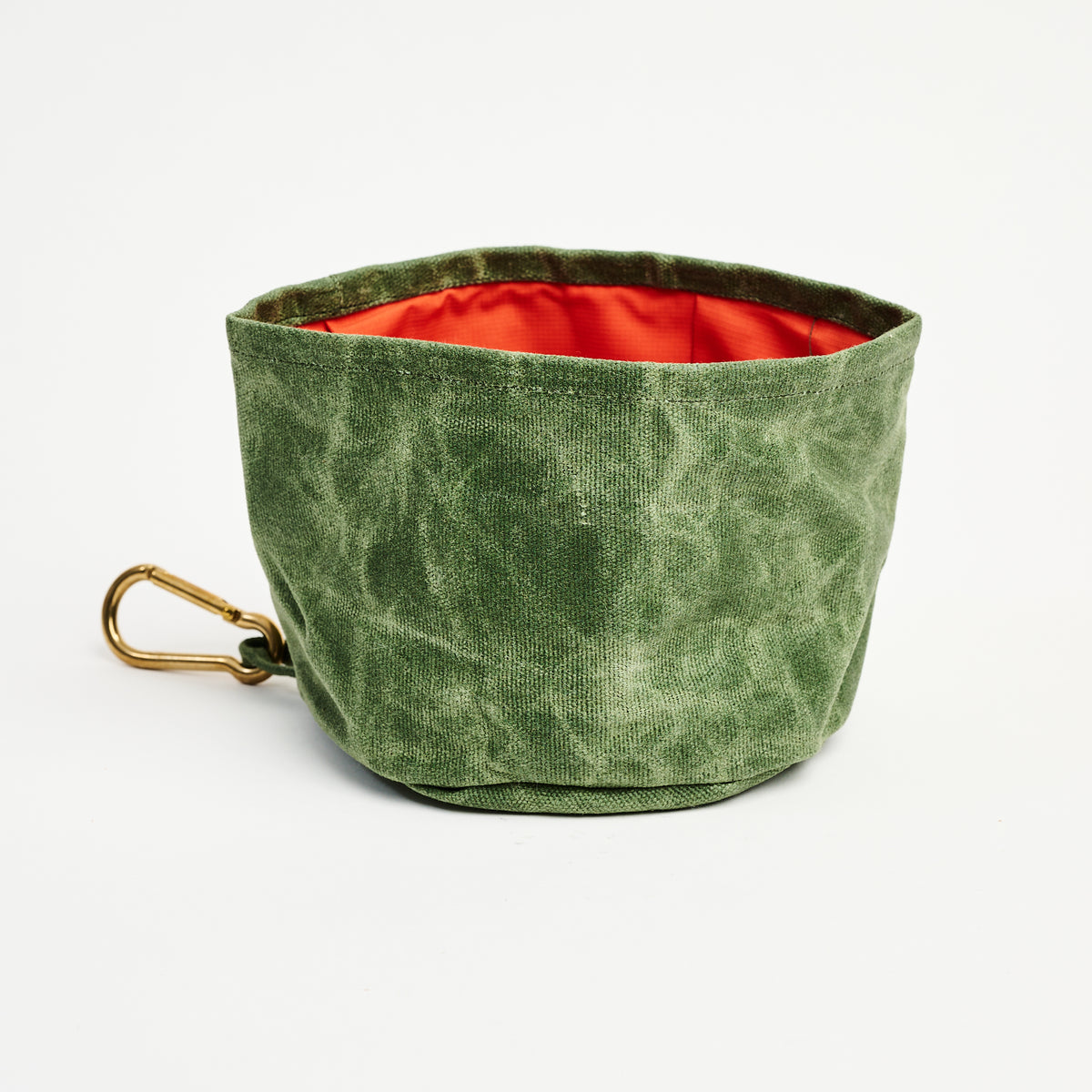 Field Dog Bowl on a white background at Addison West