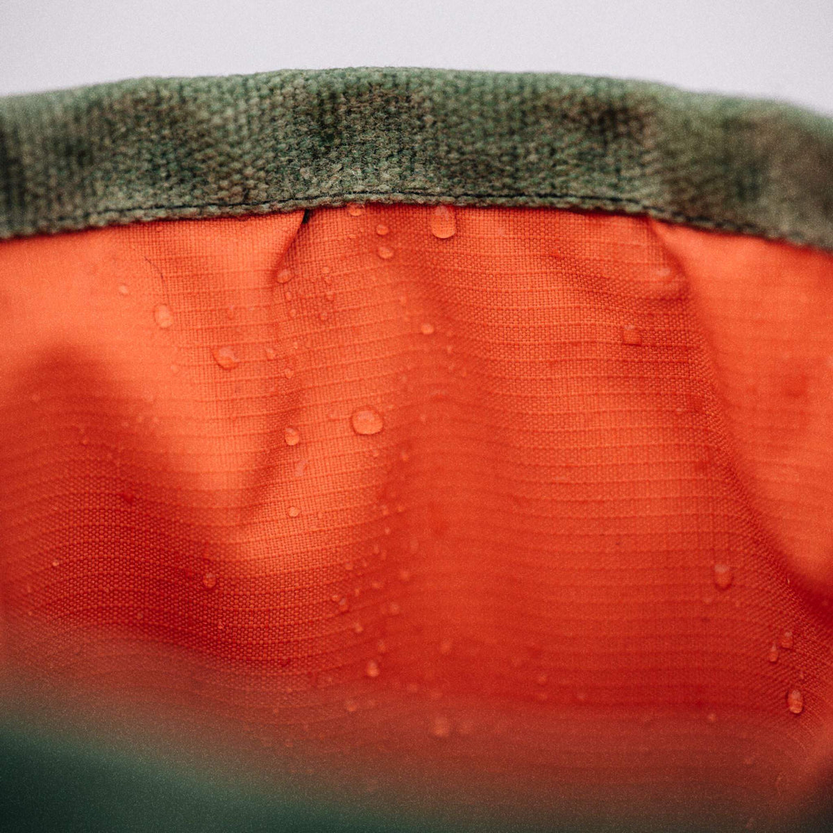 Field Dog Bowl showing water repellent lining.