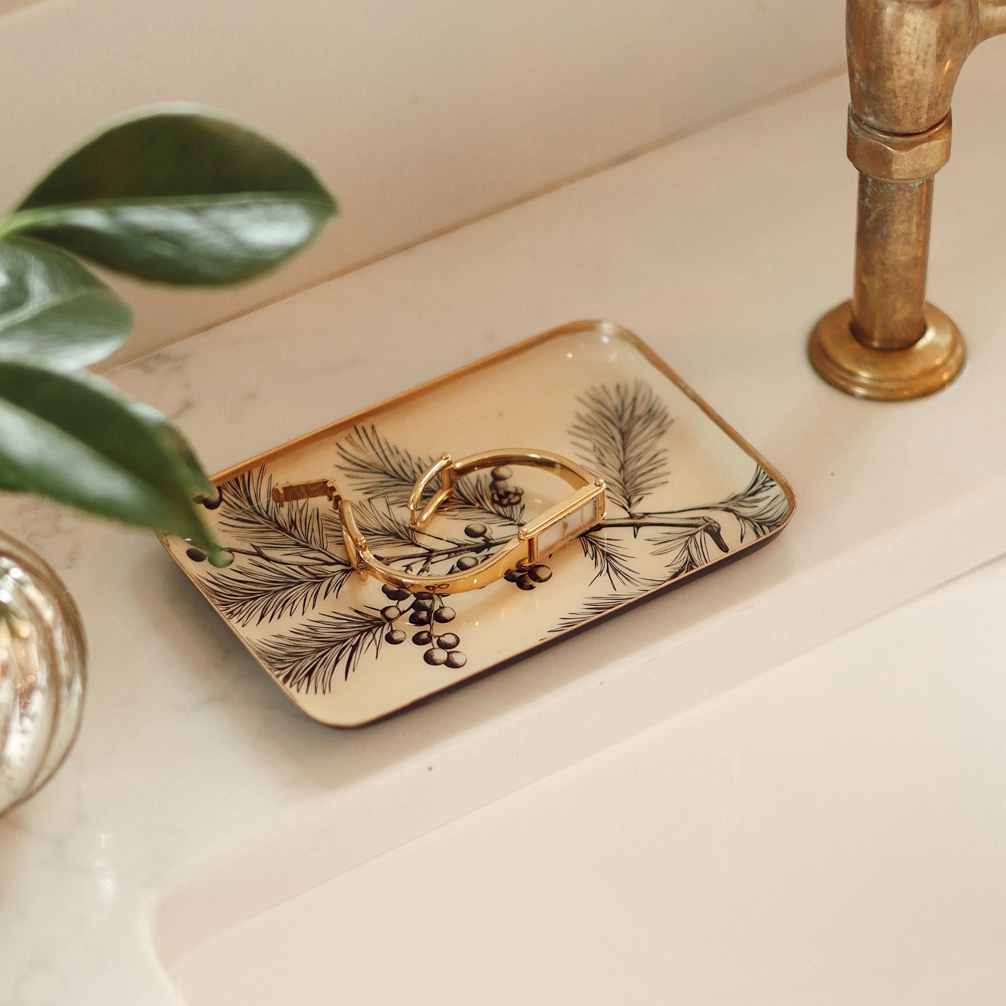 Winterberry Enameled Tray on a white sink at Addison West