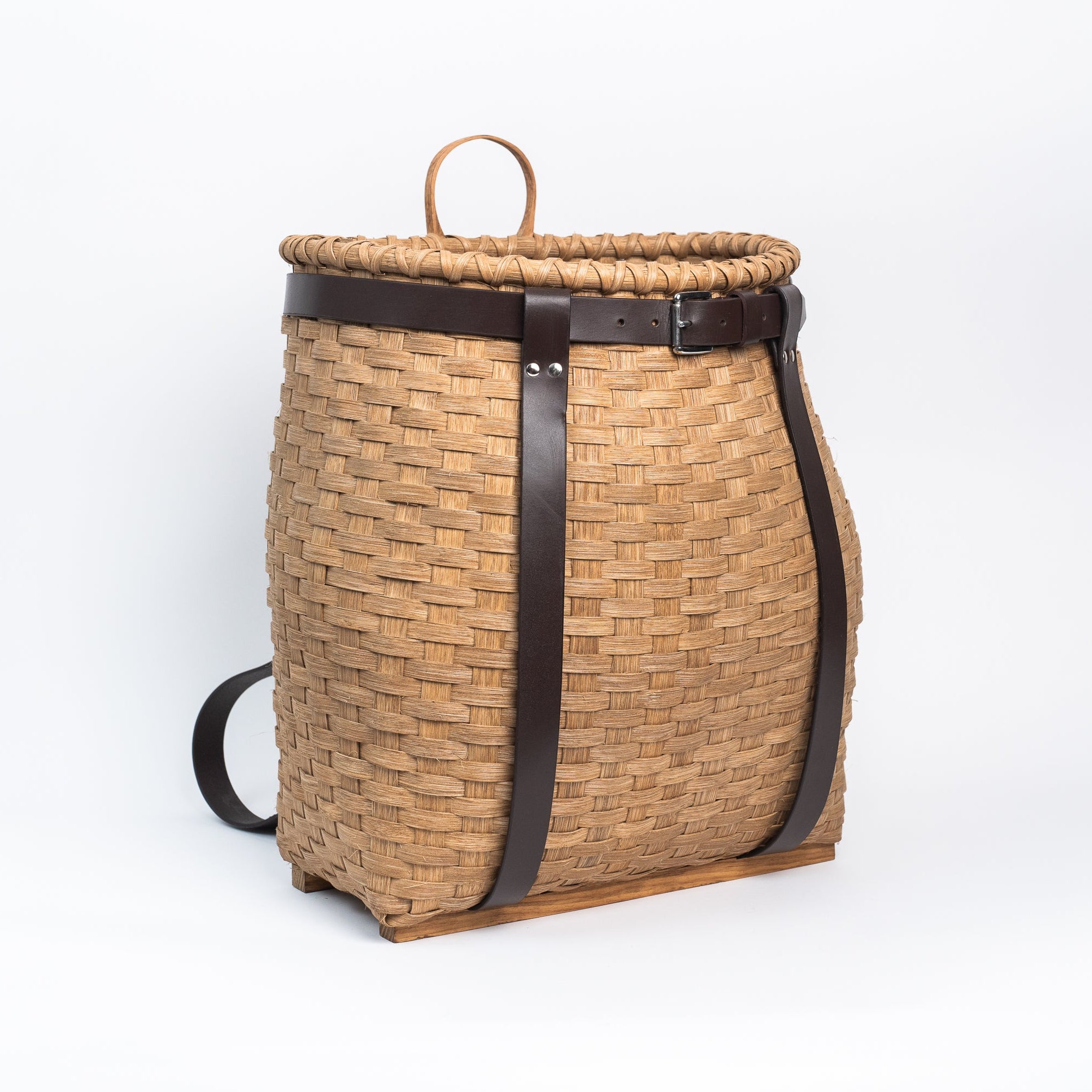 Handmade Vermont Pack Basket on a white background
