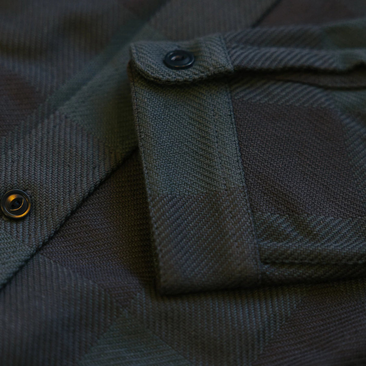 Warren Six Season Flannel in Deepwater at Addison West