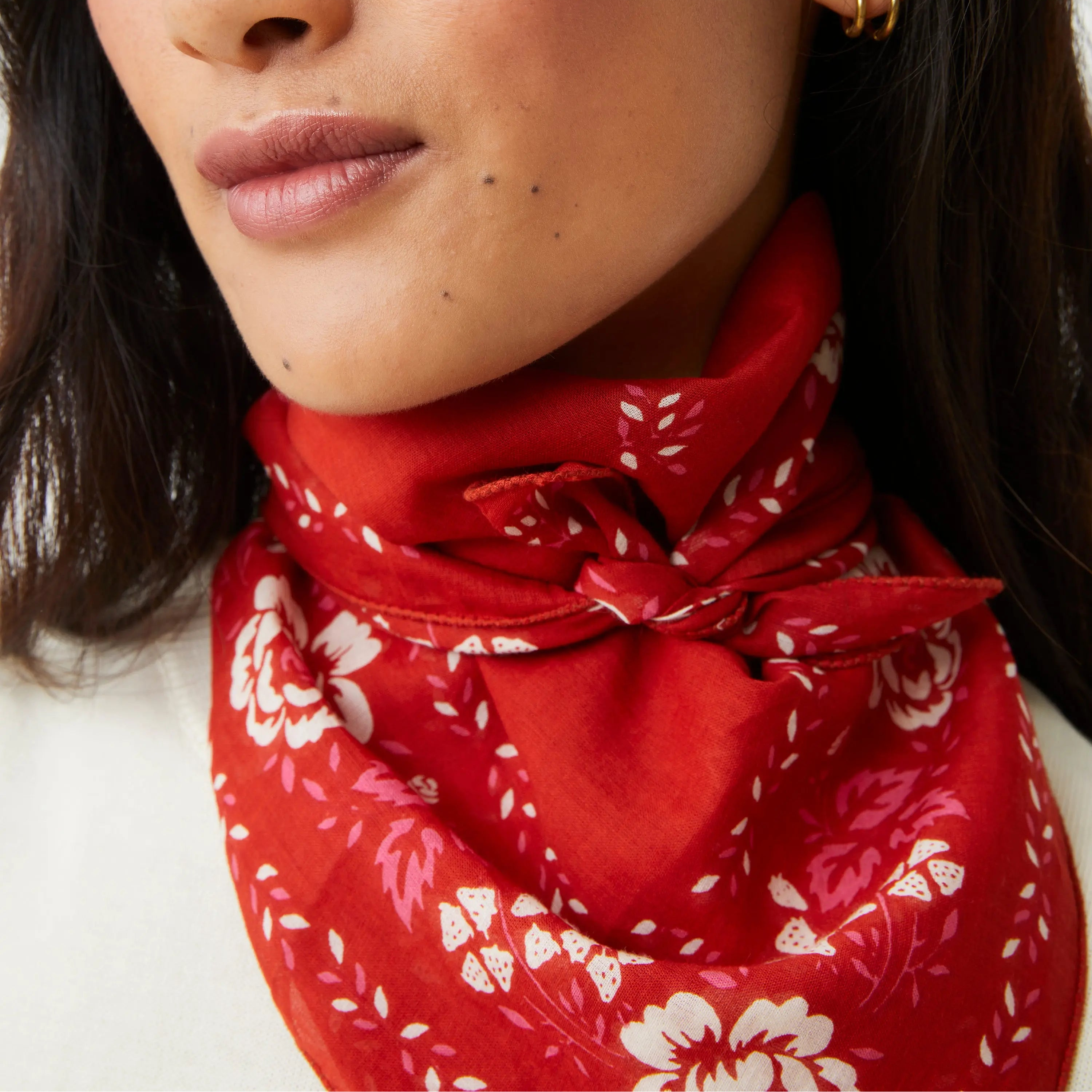 Fichu N°652 Scarf in Tulip on a model at Addison West 