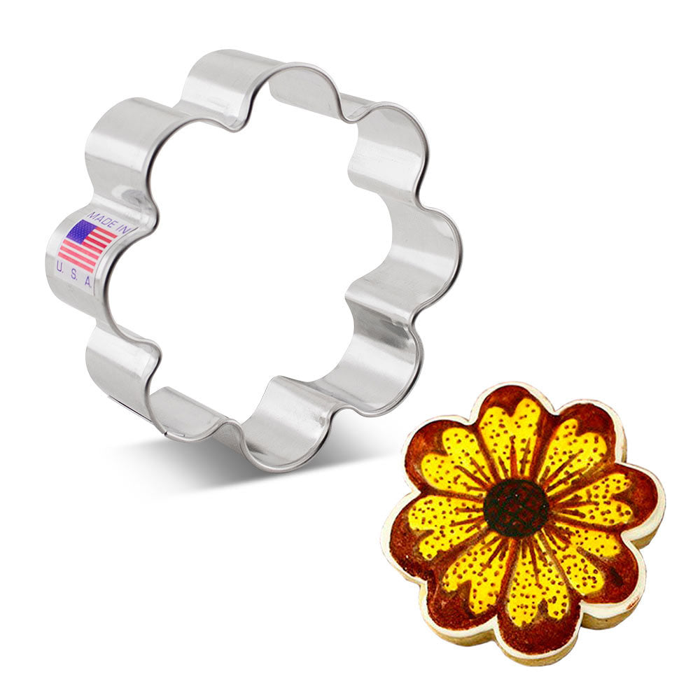 Small Flower Cookie Cutter - Addison West 